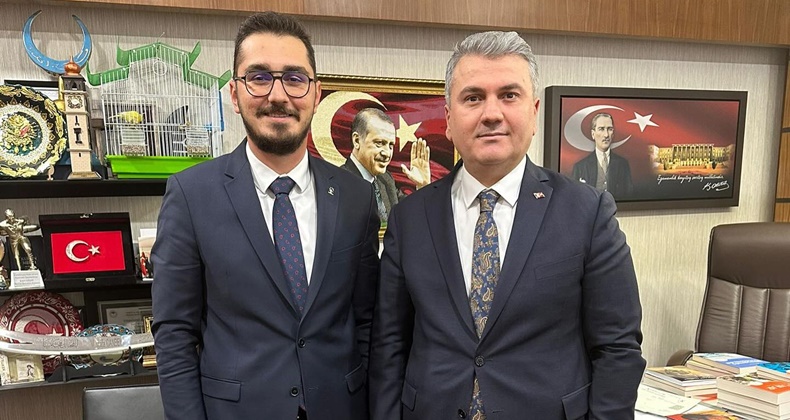 Ak Parti’nin Gençlik Kolları Başkanı Tunahan Palaz oldu