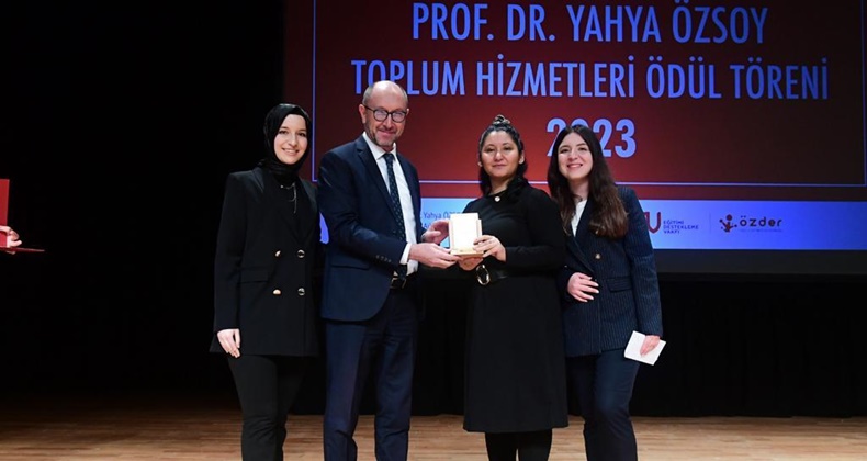 Projeleri ödül getirdi