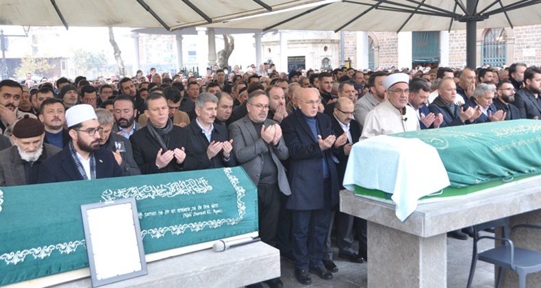 Doktor Ömer Nasuhi Bildik toprağa verildi
