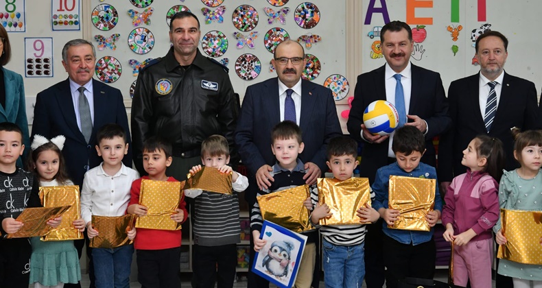 Karne coşkusuna ortak oldular