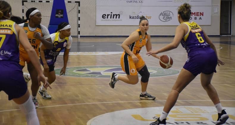 Gürespor Boğaziçi'ni farklı yendi