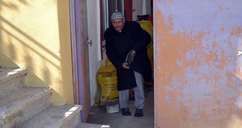 20 ŞUBAT 2024'TE BİR KEZ DAHA ÖLDÜ 20 ŞUBAT 1979'DA VEFATI SONRASI DEFNEDİLEN VE 3 YIL SONRA TEKRAR BÖLGEDE GÖRÜLÜĞÜ İDDİA EDİLEN MUSTAFA YILMAZ, 44 YIL SONRA AYNI GÜN BİR KEZ DAHA HAYATINI KAYBETTİ