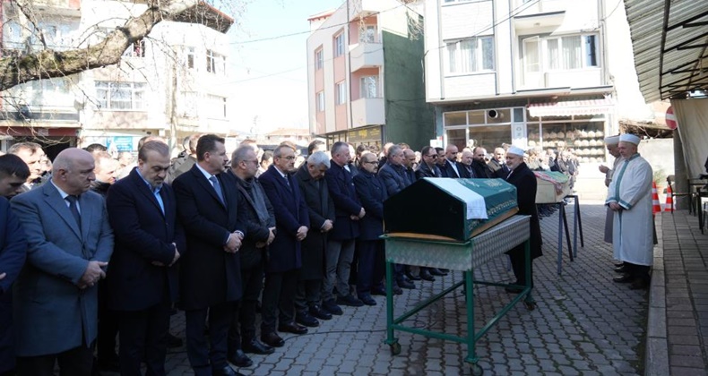 Kocaeli ve Balıkesir protokolü cenazede buluştu