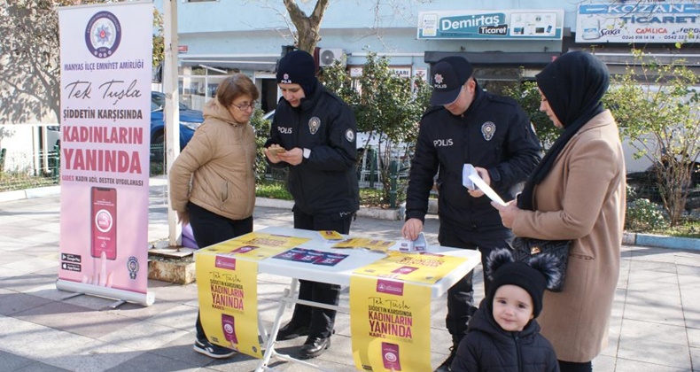 Polis vatandaşları iletişim dolandırıcılığına karşı uyardı