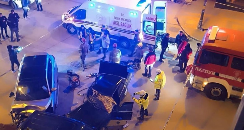 Bandırma’da trafik kazası 1 kişi hayatını kaybetti