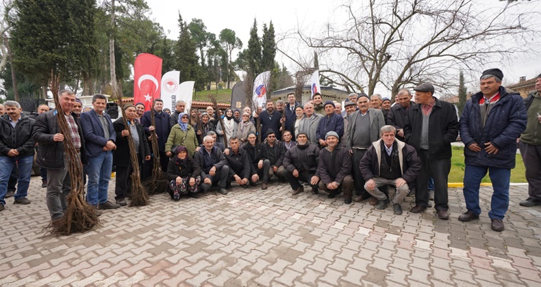 Büyükşehir’in fidanları çiftçiye katkı olacak