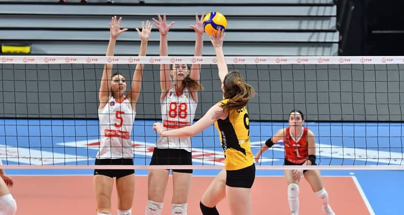 Vakıfbank Havran Belediyespor’a set vermedi
