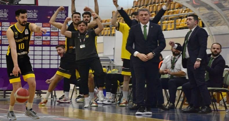 Balıkesir Büyükşehir Belediyespor ikinci uzatmada kazandı