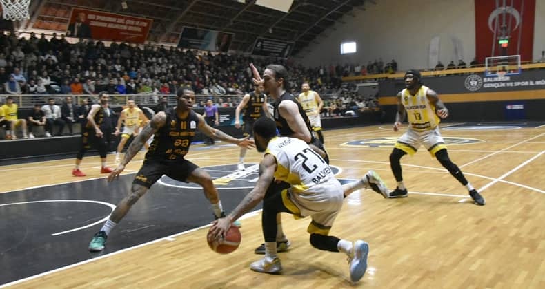 Balıkesir Büyükşehir Belediyespor Iğdır Basketbol’a yenildi