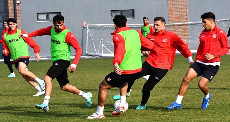 Balıkesirspor Güneş Holding Çankaya deplasmanında