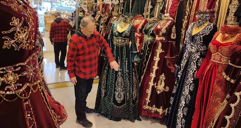 Kaftanda Renkli Dünya