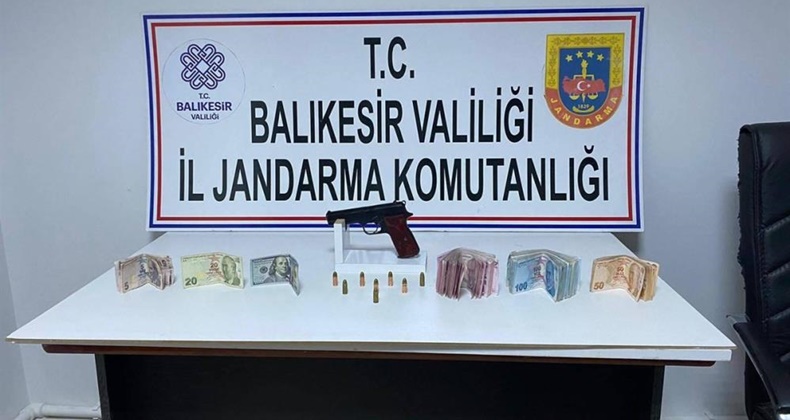Balıkesir’de 38 düzensiz göçmen ve 1 organizatör yakalandı