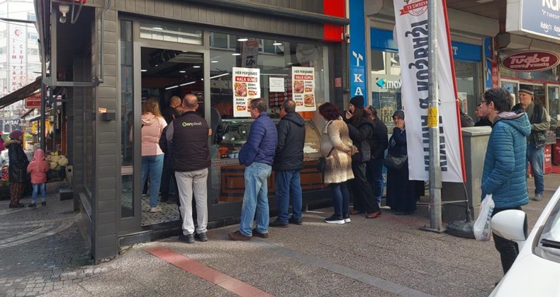 Ucuz et kuyruğu