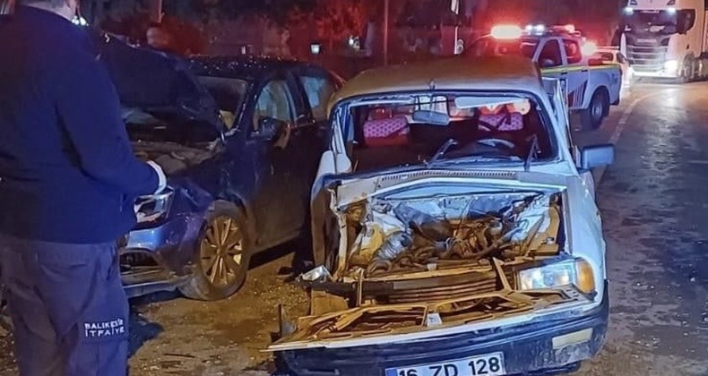 Erdek’te trafik kazası: 3 yaralı