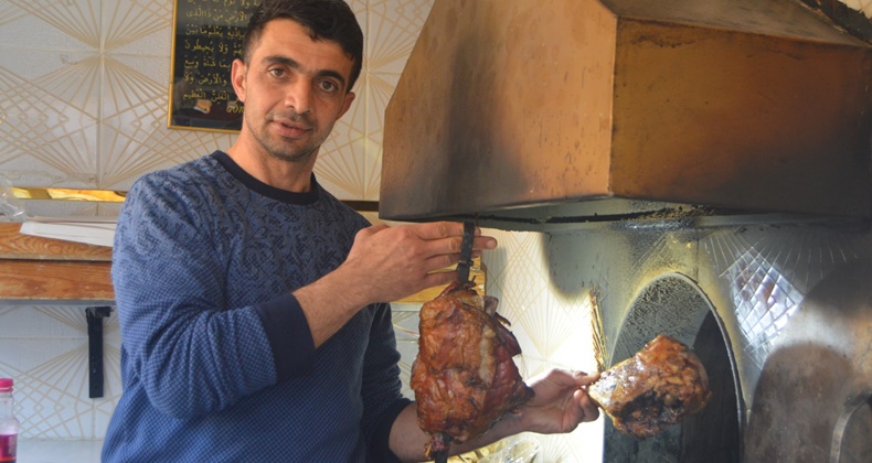 Osmanlı Mutfağından Gelen Lezzet: Közde Kuzu Kelle