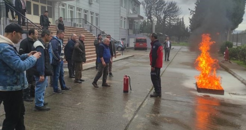 BAÜN'DE ACİL DURUM EKİPLERİ EĞİTİM VE YANGIN TATBİKATI YAPTI