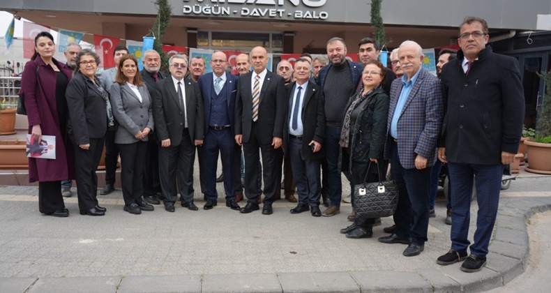 Turhan Çömez Bandırma’da muhtarlarla biraraya geldi