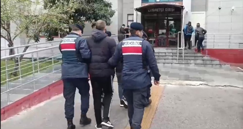 Uyuşturucu ve silah tacirlerine operasyon: 3 tutuklu