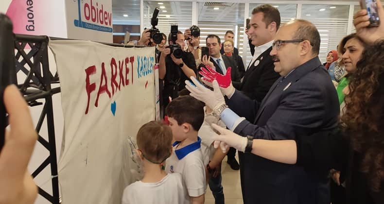 2 Nisan Dünya Otizm Farkındalık Günü