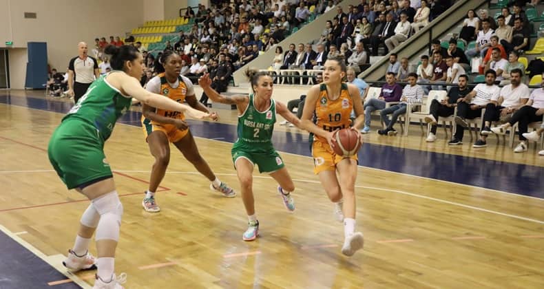 Gürespor yarı final serisinin üçüncü maçına çıkıyor