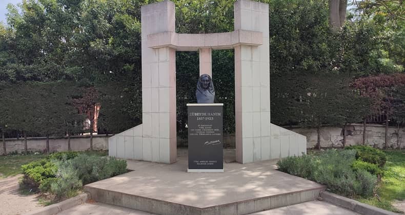 Kahraman Kurucunun Güçlü Annesi