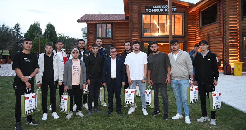 SİZLERLE BİRLİKTE OLMAKTAN GURUR DUYDUM (6)