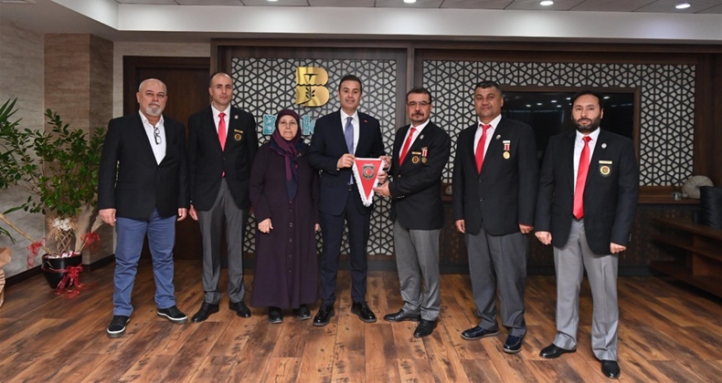 Şehit yakınları ve gazilerden, Başkan Akın’a iade-i ziyaret