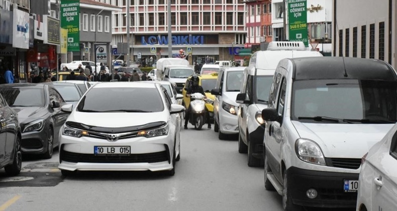 Mart ayında araç sayısı 599 bin oldu