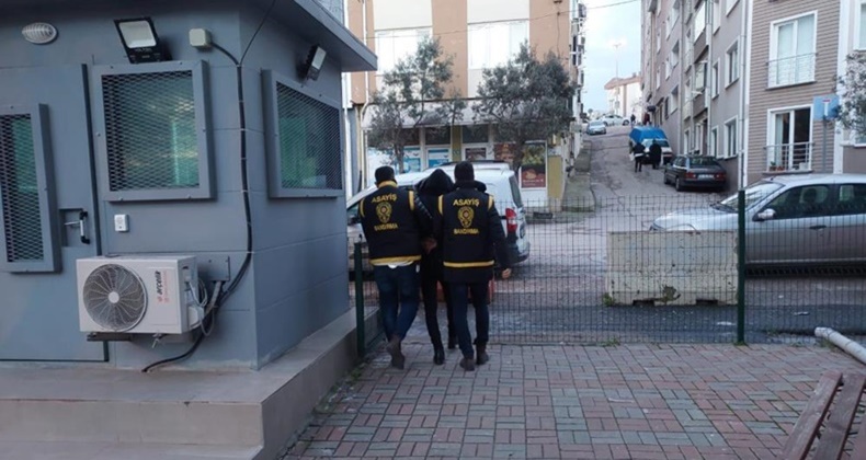 Tadilat yaptığı evi soydu