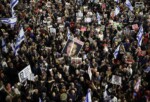 İsrail’de 100 bin kişi Netanyahu ve hükümetini istifaya çağırdı