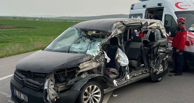 Gönen’de trafik kazası: 1 kişi hayatını kaybetti