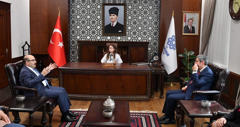 Vali İsmail Ustaoğlu Koltuğu Devretti