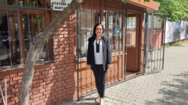 Atatürk Mahallesi’ne Kadın Eli Değiyor