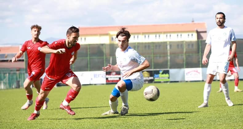 Burhaniye Belediyespor farklı kazandı