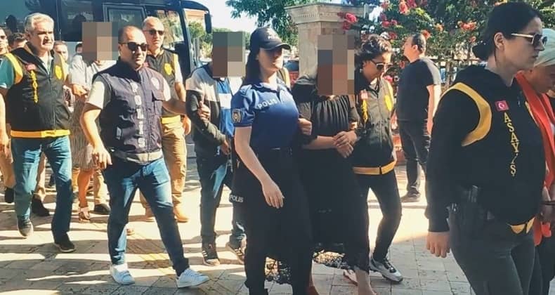 Düzenlenen Operasyonla İki Suç Örgütü Çökertildi