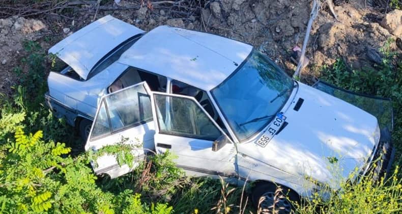 İki Otomobilin Çarpıştığı Kazada 3 Kişi Yaralandı