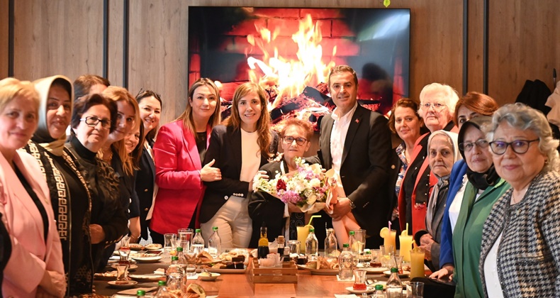 Başkan Akın, Anneler Günü’nü kutladı