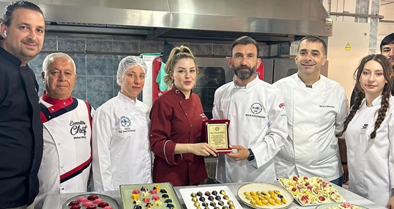 Çikolata Yapımının İnceliklerini Öğrendiler