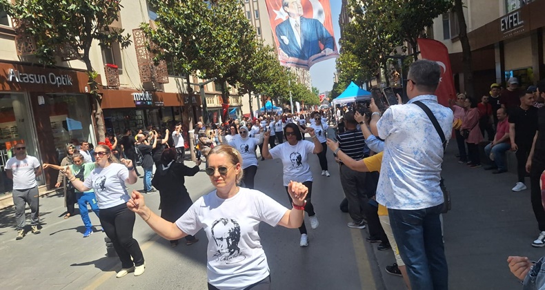 Milli Kuvvetlerde 19 Mayıs coşkusu sürüyor