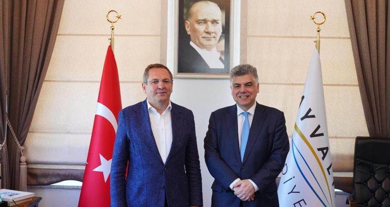 Yunanistan İzmir Başkonsolosu Kontstas Ayvalık’ta