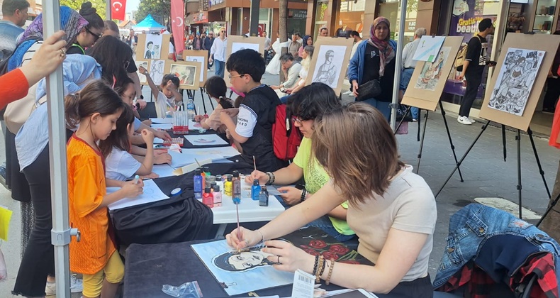 Çocuklar Resim Atölyelerinde Buluşuyor