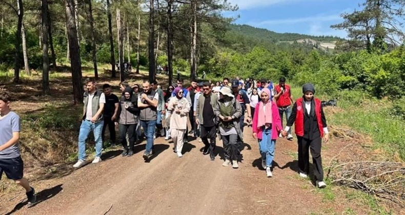 Sındırgı’da gençler doğada buluştu