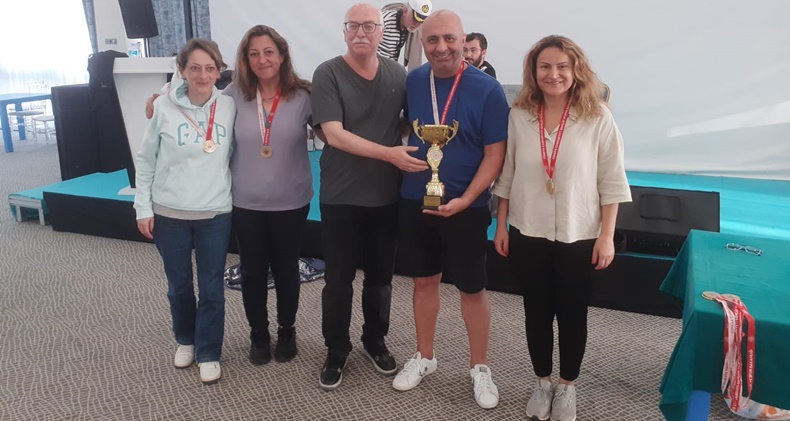 Briç kulüpler elemesi Ayvalık ta yapıldı