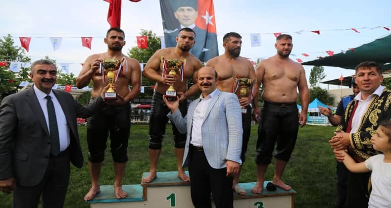 Akçalören’de zafer Yusuf Can Zeybek’in
