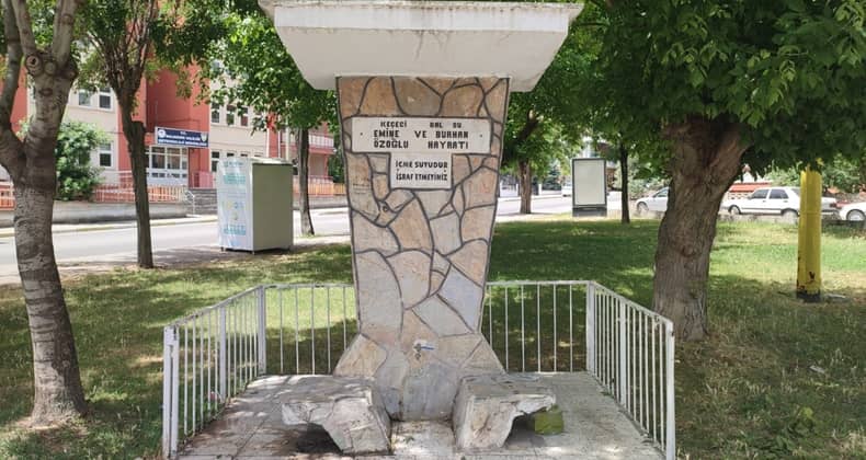 Emine ve Burhan Özoğlu Su Hayratı