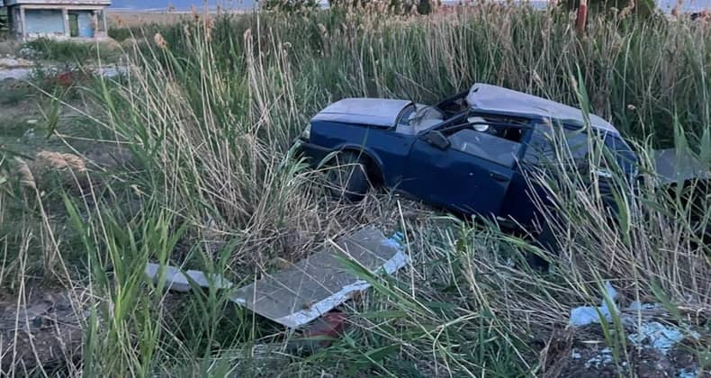 Sollamaya Çıkan Otomobil Önündeki Araca Çarptı 3 Kişi Yaralandı