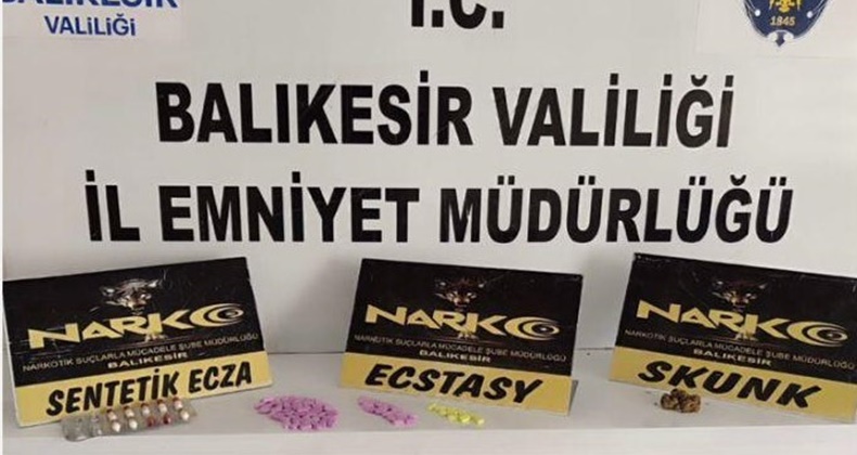 UYUŞTURUCU TACİRİ 2 ŞAHIS GÖZALTINA ALINDI