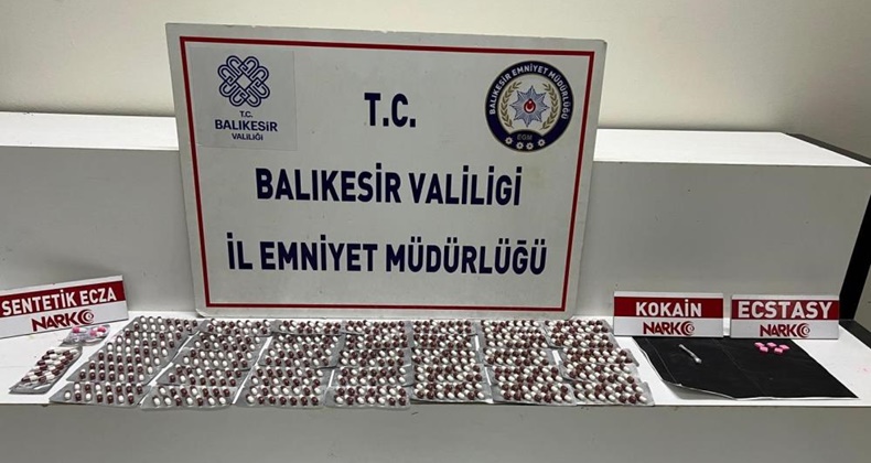 Edremit ve Ayvalık’ta narkotik operasyonu