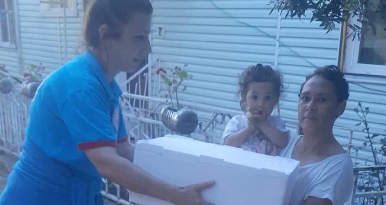 ERDEK'TE ŞAMPİYONADA YAKALANAN BALIKLAR İHTİYAÇ SAHİPLERİNE ULAŞTIRILDI