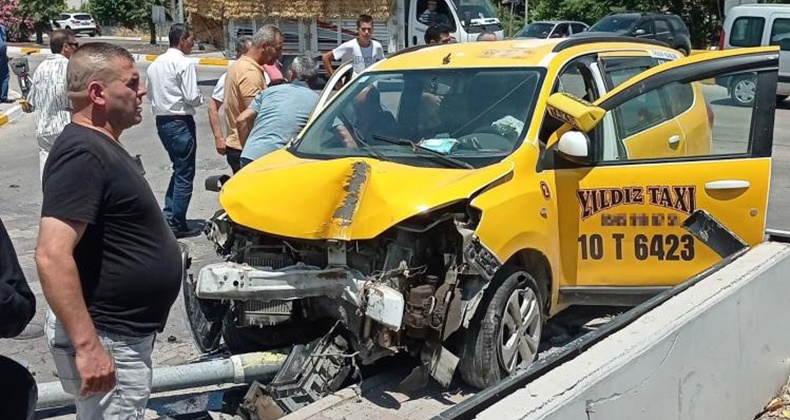 Direksiyon başında rahatsızlanan sürücü faciaya sebep oldu